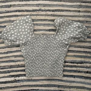 Abercrombie & Fitch off/on shoulder top